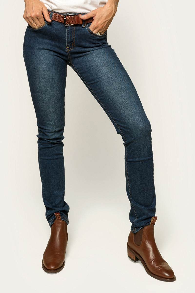 Victoria Womens Mid-Rise Straight-Leg Jeans Classic Blue