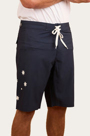 navy-white