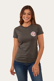 vintage-black-pink-camo