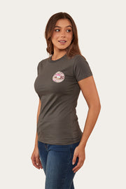 vintage-black-pink-camo