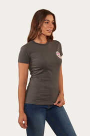 vintage-black-pink-camo