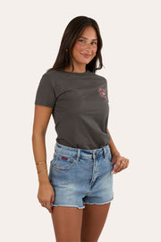 vintage-black-strawberry