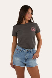 vintage-black-strawberry