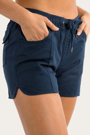 dark-navy-camel