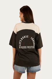 washed-black-off-white