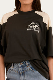 washed-black-off-white