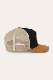 black-dark-tan