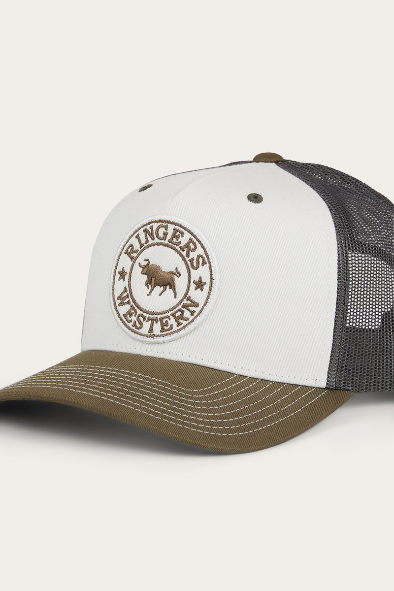 Signature Bull Trucker Cap - Army / Off White