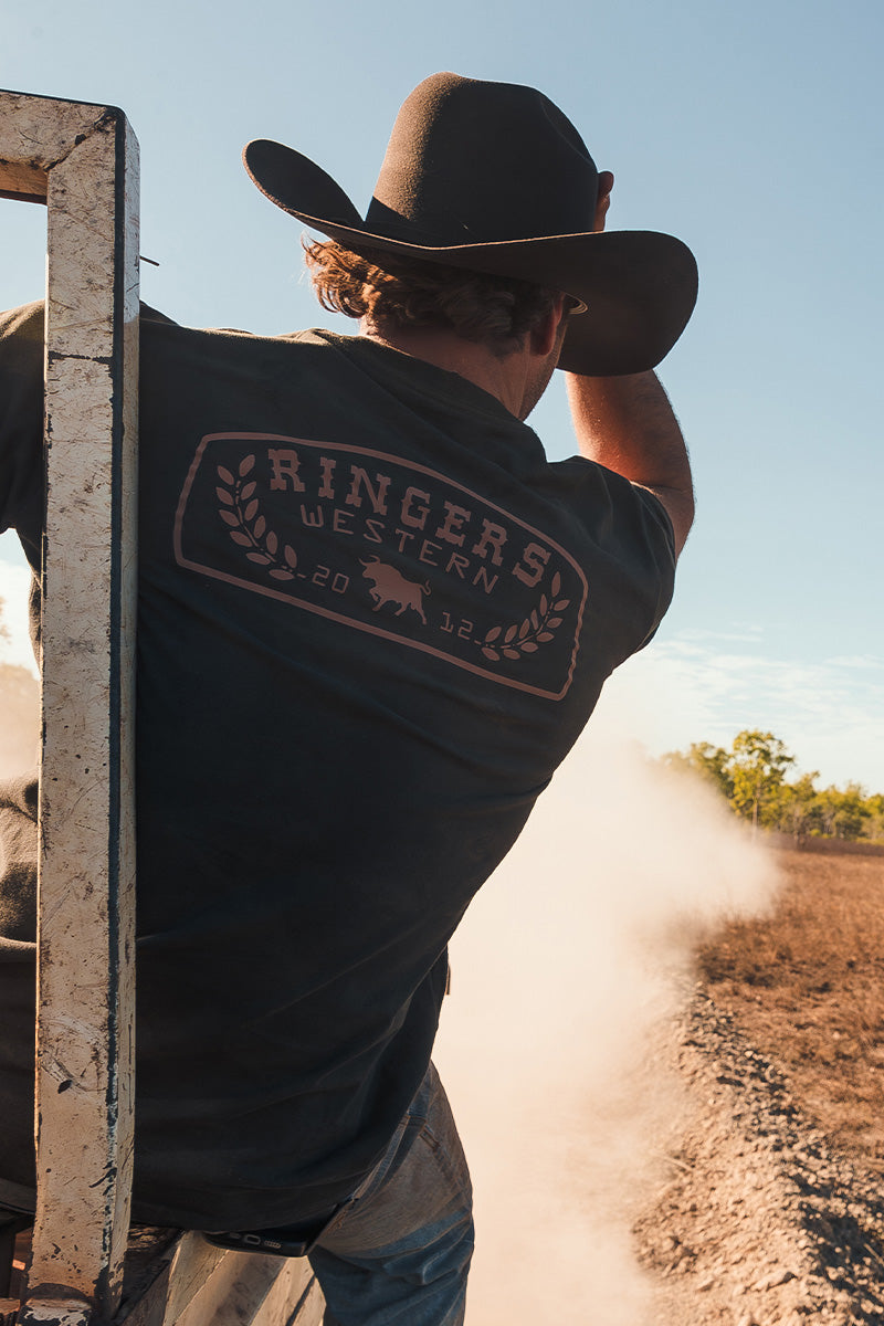 Wheatbelt Mens Stock Fit T-Shirt - Charcoal / Copper