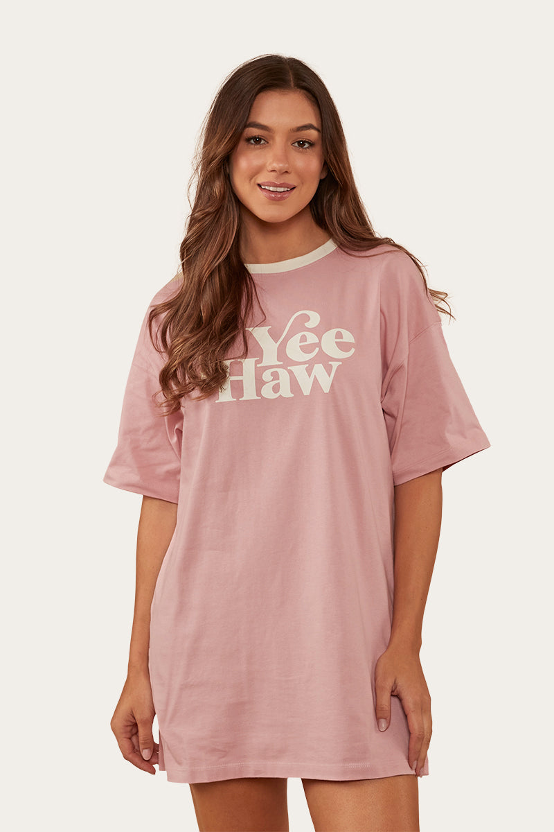 Pink t shirt clearance dress womens
