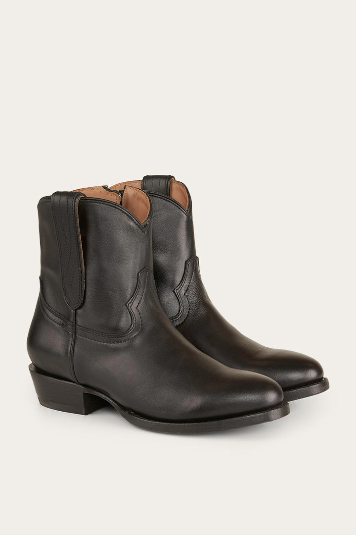 Mia Womens Cuban Heel Boot Black